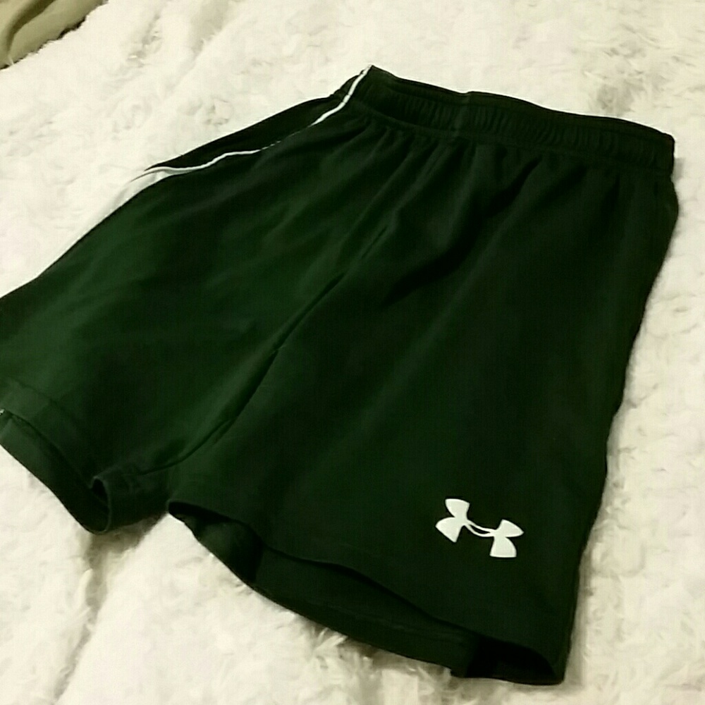 Kid's Under Armour shorts